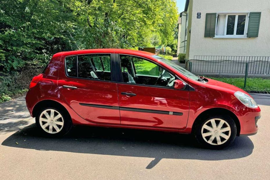 RENAULT Clio 1.2 16V Turbo Expression 2011 Kleinwagen