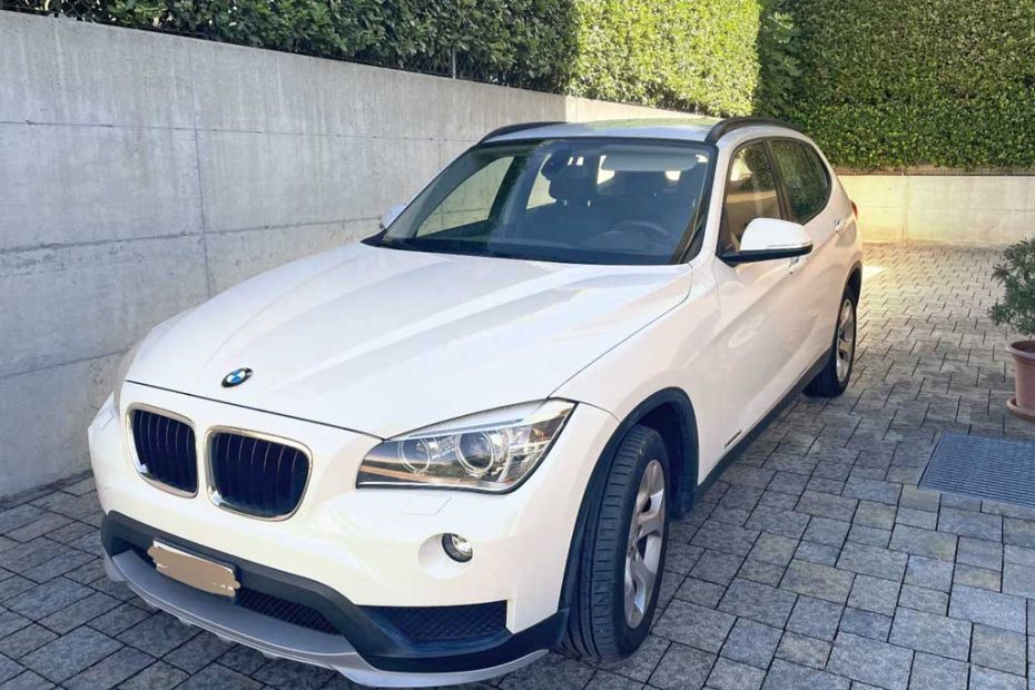 BMW X1 xDrive 20d Steptronic 2013 SUV Diesel Automat Allrad 148000km 184PS 1995ccm 1660kg weiss