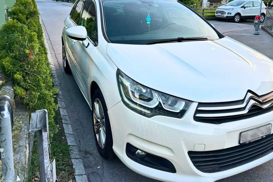 CITROEN C4 HDi Confort 2014 Limousine 1560ccm Diesel Autoankauf Autoexport