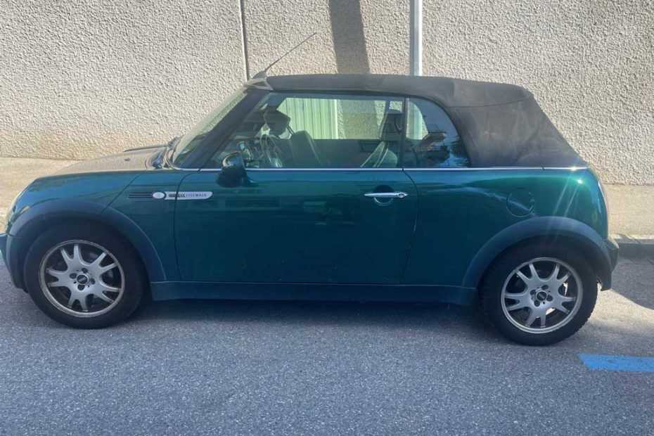 MINI Cooper Cabriolet Sidewalk 2011 manuell Benziner 98PS 92000km 1598ccm 1230kg 5.3L grün