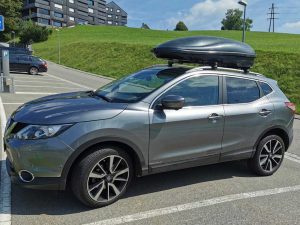 NISSAN Qashqai 1.2 DIG-T tekna 2014 SUV Benziner manuell 1197ccm 115PS 1470kg