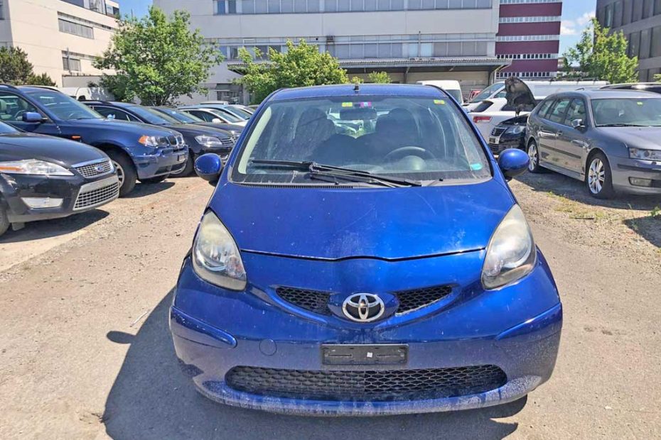 TOYOTA Aygo 1.0 Linea Luna 2009 Benziner manuell 163000km 68PS 998ccm 940kg