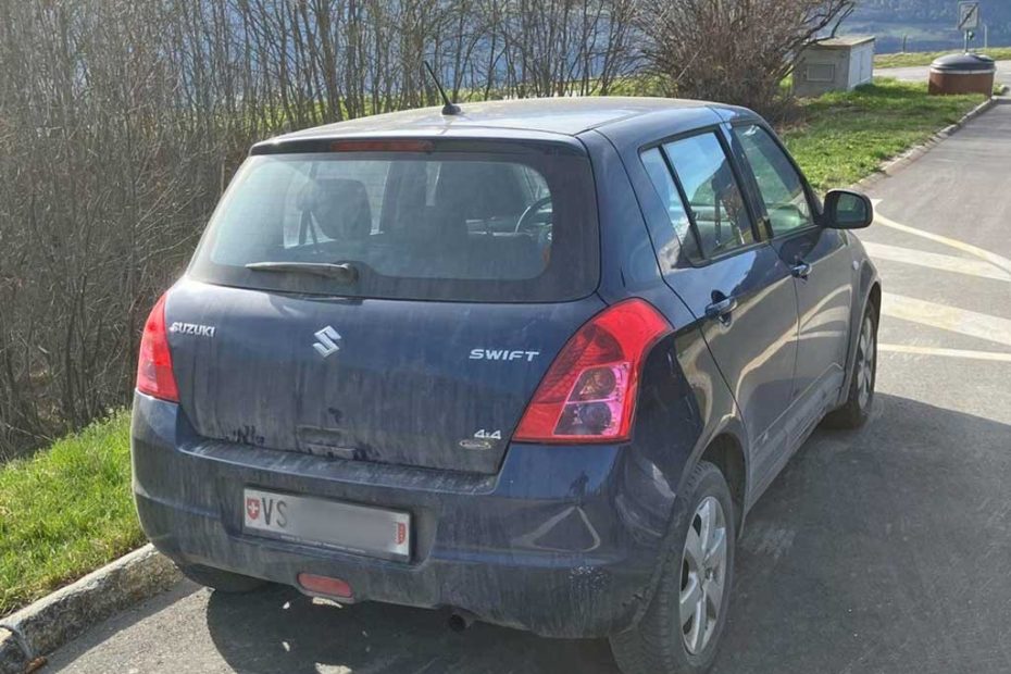 SUZUKI Swift 1.3i GL Top Allrad 4x4 2010 Kleinwagen schwarz Autoankauf