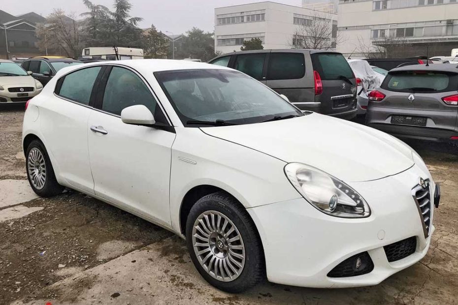 ALFA ROMEO Giulietta 1.4 MultiAir 2011 Kleinwagen Halbautomat Benziner 158000km 170PS 1380kg weiss