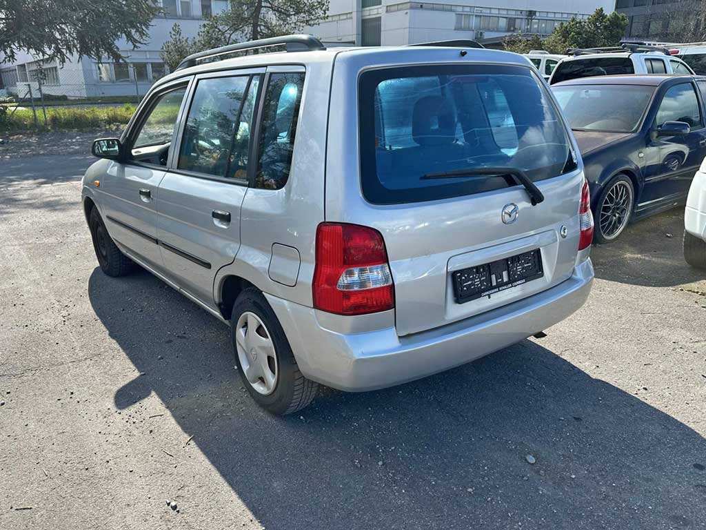 MAZDA Demio 1.5i-16 High ABS 2001 Benziner Autoankauf Autoexport Heck