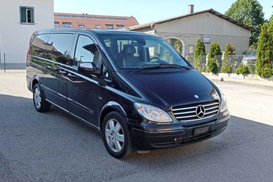 MERCEDES-BENZ Viano 2.2 CDI Trend 2009 Minibus-Van Hinterradantrieb Diesel manuell schwarz