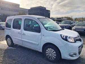 RENAULT Kangoo 1.2 16V Turbo 2017 Minivan Benziner manuell 115PS 139000km 1197ccm 1400kg weiss