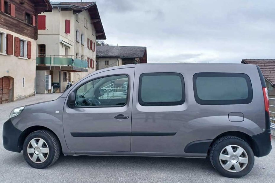RENAULT Kangoo 1.5 dCi 110 Diesel 2014 manuell Kompaktvan grau